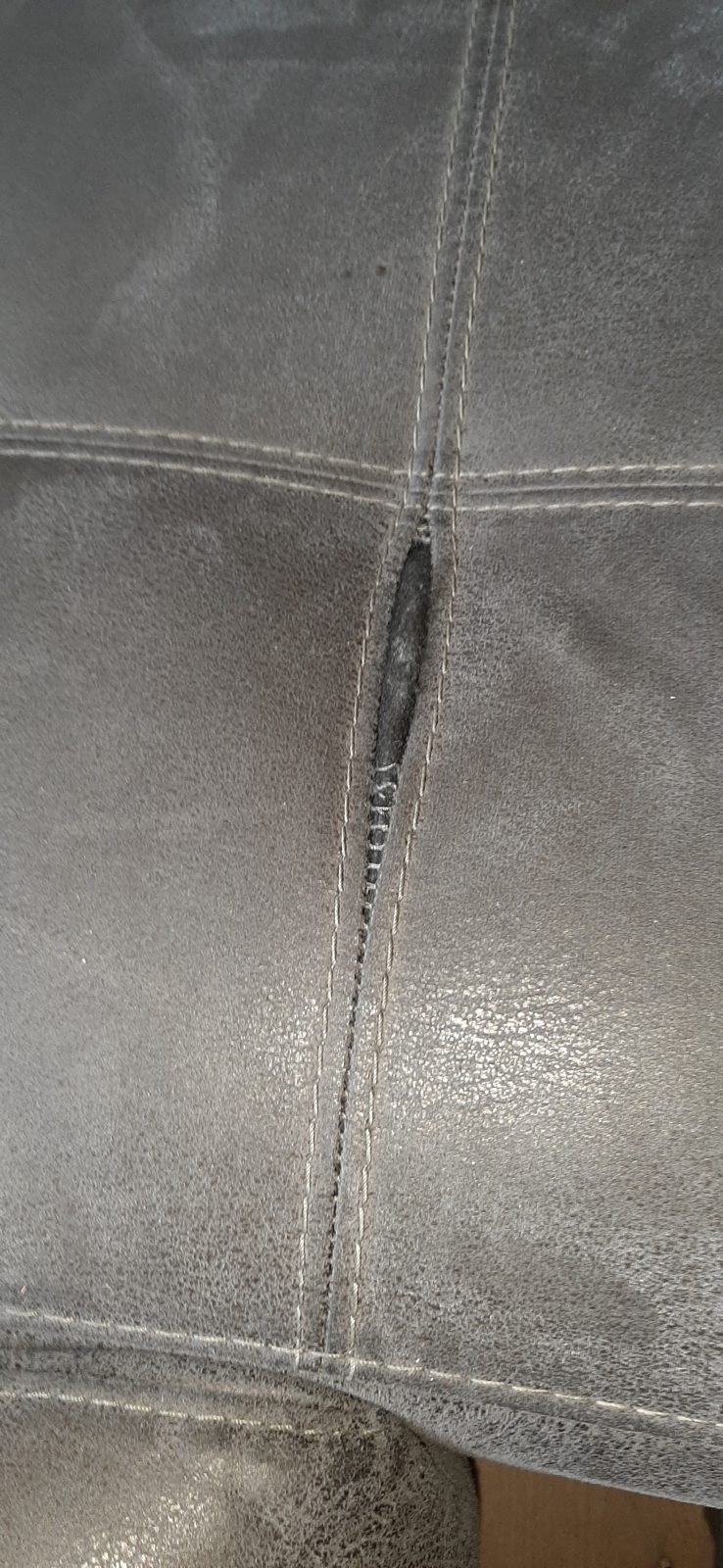 Losgeraakte stiknaad